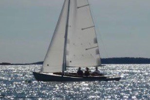 23' Joel White Centerboard Sloop - OffCenterHarbor.com