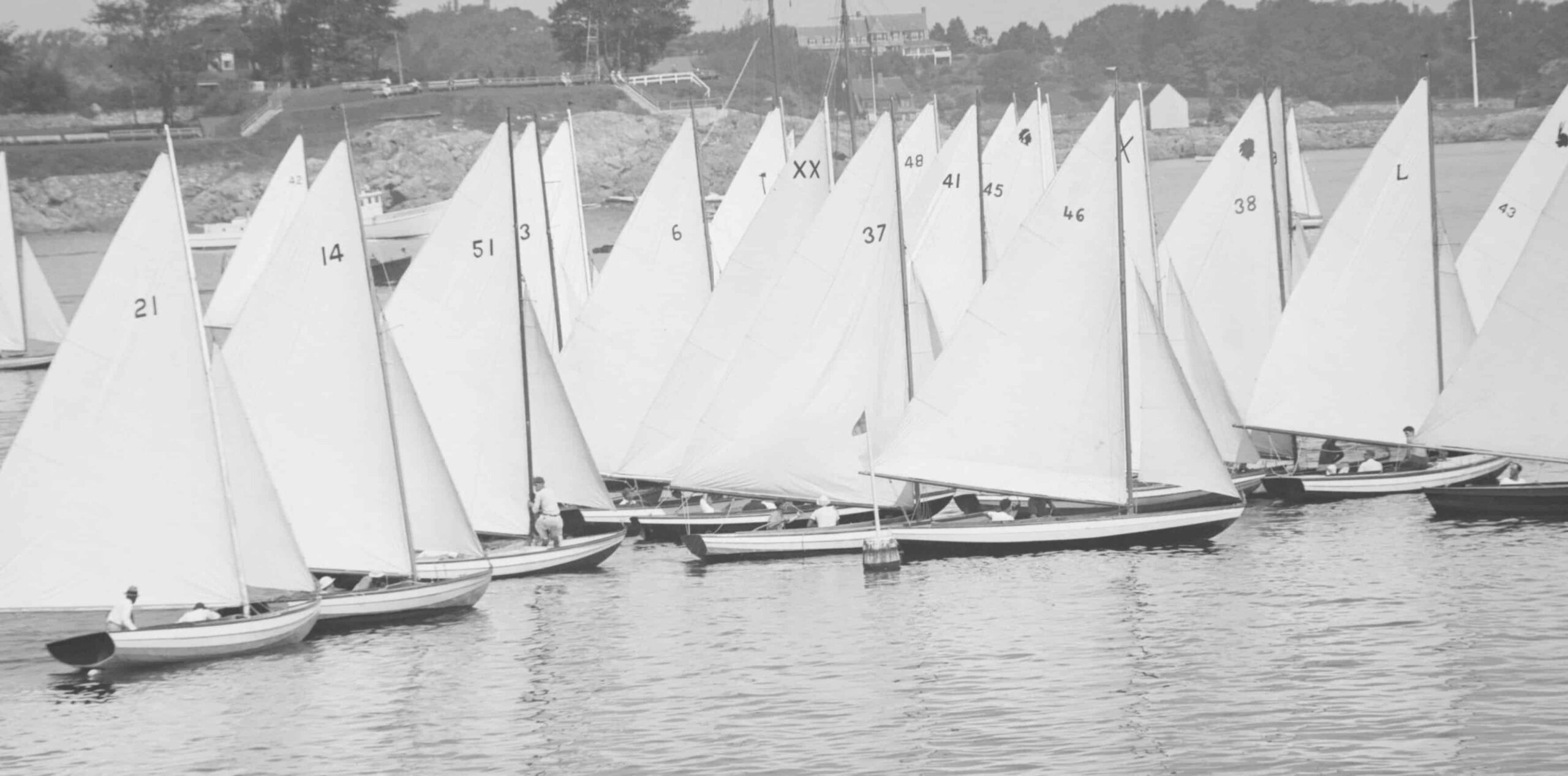 21-Foot-Alden-Indian-Daysailer-High-Time-Good-Boat-For-Sale-05 ...